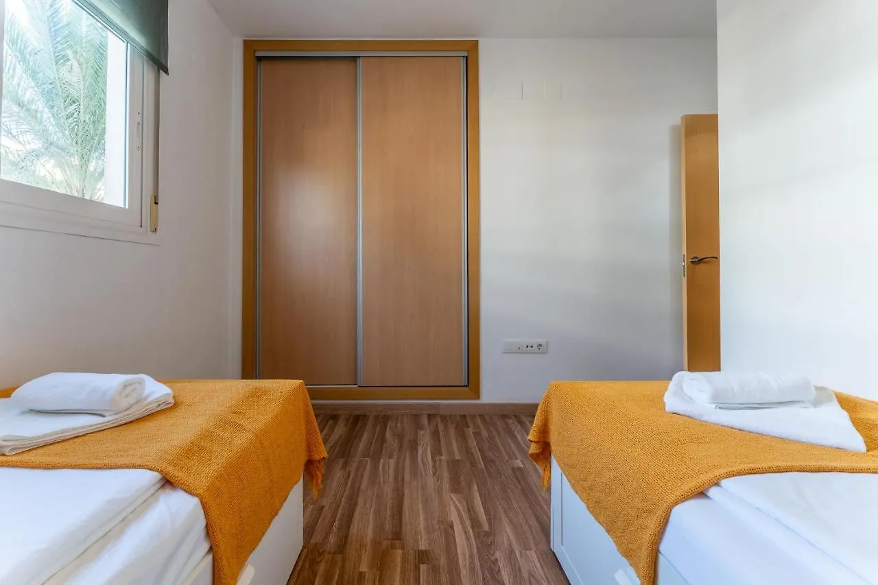 Spacious 2Bed Family Apartment In Puerto Marina Benalmádena 0*,  Španělsko